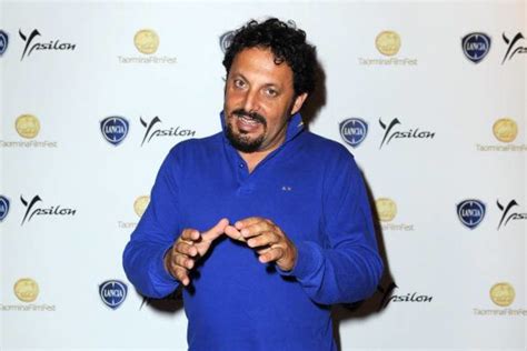 Acquista i biglietti per un'ora sola vi vorrei. Brignano capodanno 2019 Roma | PalaLottomatica ...