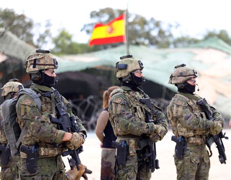 Pin De Hektor En Armia Fuerzas Especiales Fuerzas Armadas De España