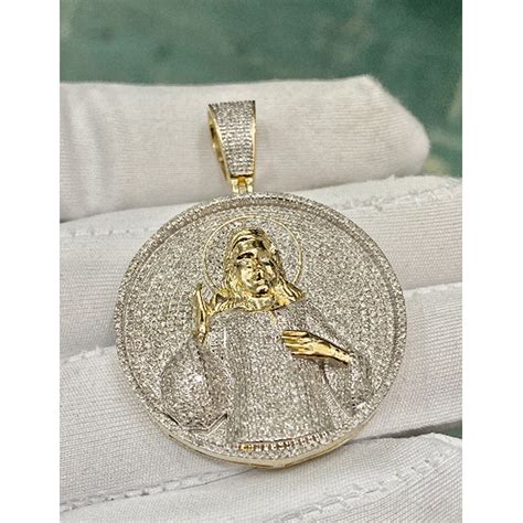10k Yellow Gold Diamond Holy Jesus Face Medal 146ct Diamond Bling