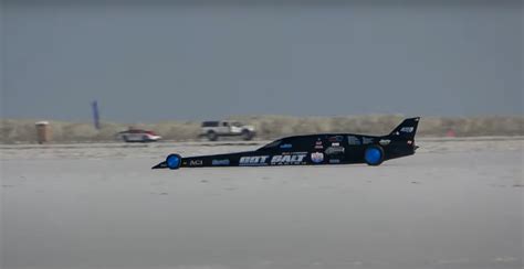 See The Worlds Fastest Cars Hit 400 Mph And Set Records At The