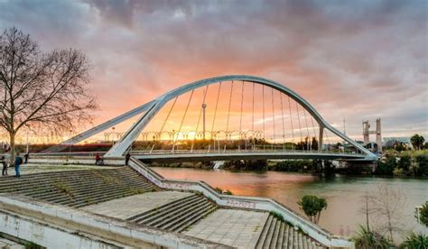 Simple Science: How to Make a Volcano with Kids