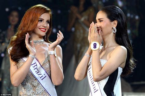 Thai Model 20 Is Crowned Transgender Beauty Queen Daily Mail Online