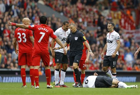 See more ideas about liverpool, jokes, manchester united fans. Liverpool - Manchester United Referee Mark Halsey Receives ...