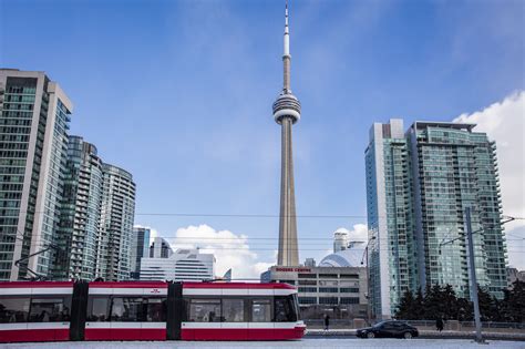 Toronto citypass® includes a ticket that takes you to the top of the cn tower, which includes look out, glass floor, restaurants & more. Visitor's Guide to Toronto's CN Tower