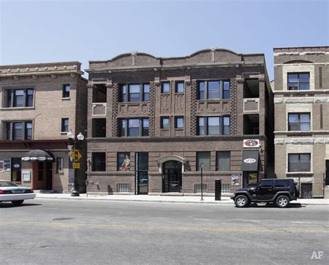 3210 N Halsted St 3210 N Halsted St Chicago Il 60657 Apartment Finder
