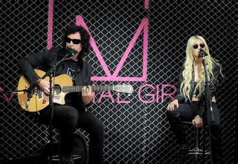 Taylor Momsen Jenny Humphrey Photo 25391495 Fanpop