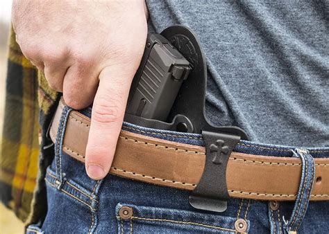 Top 10 Best Glock 19 Holsters For Comfort Security And Durability