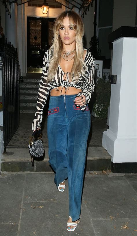 Hot Rita Ora Shows Off Her Tits In London 22 Photos Girlxplus