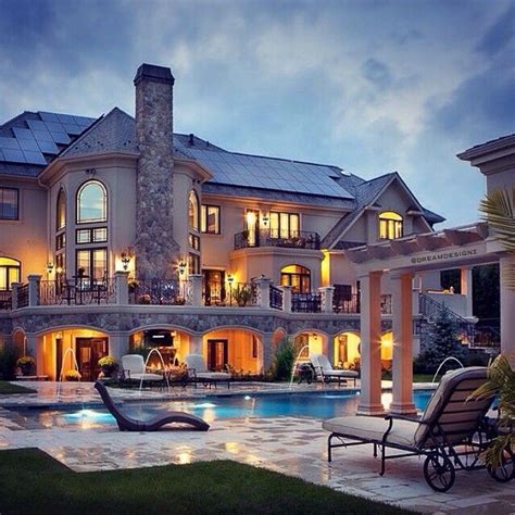 This Backyard Dream Mansion Luxury Homes Dream Houses Fancy Houses