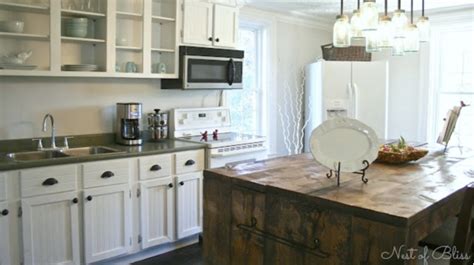 Now, we want to try to share this some galleries to give you imagination, look at the picture, these right here, you can see one of our kitchen cabinets for mobile homes gallery, there are many picture that you can surf, we hope you like them too. 7 Affordable Ideas To Update Mobile Home Kitchen Cabinets ...