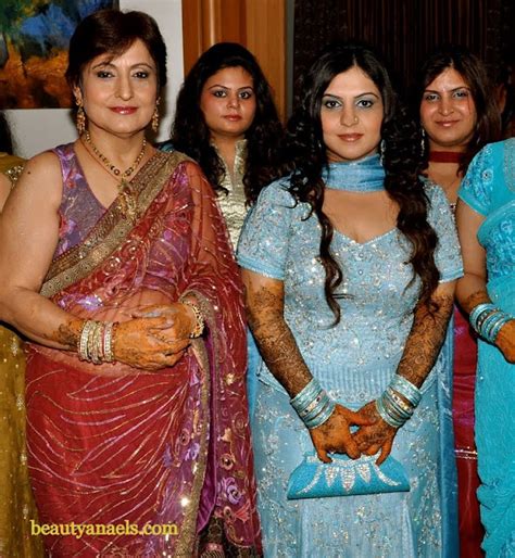 South Indian Actress Blue Film Desi Mallu Aunty Photo