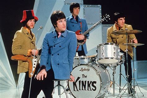 Reedici N De Lola Versus Powerman And The Moneygoround Part One De Los Kinks Dirty Rock