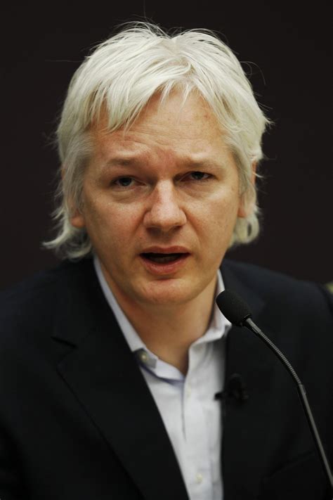 Wikileaks Julian Assange To Host Ten Part Political Tv Show