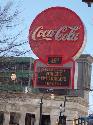 Round Coca Cola Neon Sign Atlanta Ga Located At 22 Pea Flickr