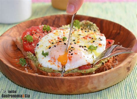 Tus productos para tu desayuno salado favorito. 20 Recetas Fitness: Desayunos salados para tomar en casa o ...