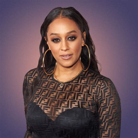 Tia Mowry On Her Natural Hair Brand 4u By Tia Popsugar Beauty Uk