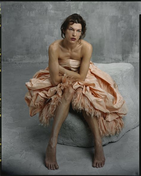 Milla Jovovich S Feet