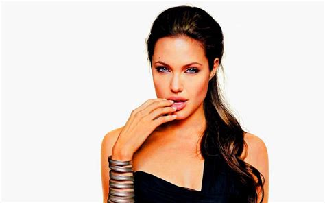 Angelina Angelina Jolie Wallpaper 25930645 Fanpop