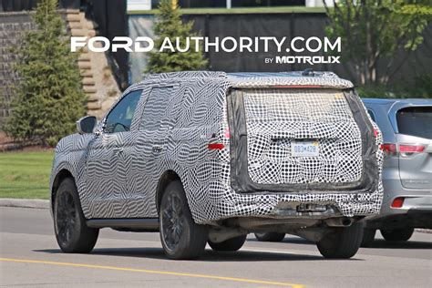 Redesigned 2025 Ford Expedition Taillights Spotted Photos
