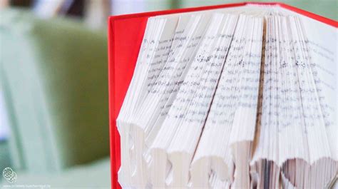 Weitere ideen zu orimoto, orimoto kirimoto, falten. Einfach Bücher falten: DIY-Anleitung für Anfänger & Vorlage | Bücher falten anleitung, Bücher ...