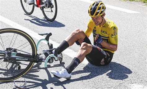 It was another hard day, with hard racing. Primoz Roglic abandons Criterium du Dauphiné | CyclingTips
