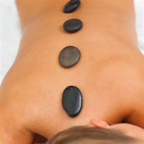 1hr Hot Stone Lomi Lomi Massage Urban Spa