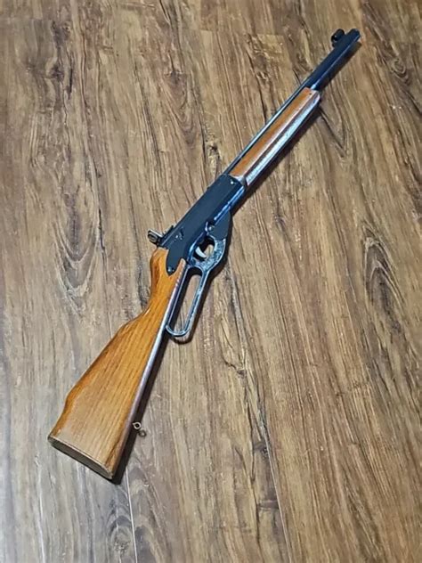 VINTAGE DAISY MODEL 99 BB Gun Rifle With Peep Sight Working 19 99