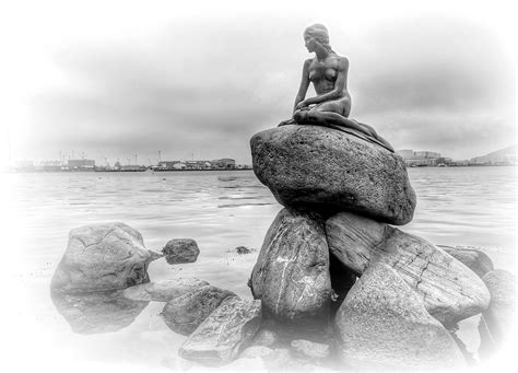 The Mermaid Statue Copenhagen Paul Thompson Flickr