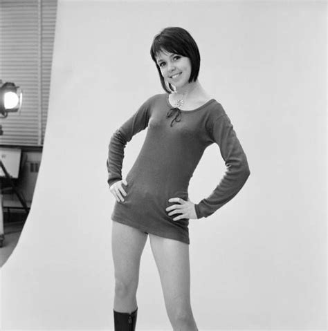 Wendy Padbury Actress Aged Pictured At Daily Mirror Studio In In
