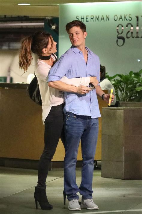Who is your jjk husband? Kate Beckinsale and 21-Year-Old Boyfriend Matt Rife in Los ...