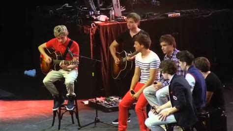 One Direction Up All Night Tour Memories 2 Singing Covers Youtube