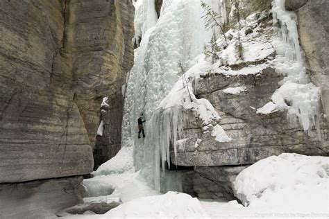 Ice Climbing In Maligne Canyon Dyxum