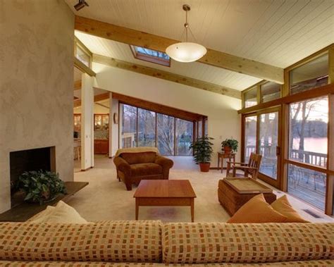 Amazing gallery of interior design and decorating ideas of sloped ceiling in bedrooms, closets, decks/patios, nurseries, dining rooms, laundry/mudrooms, bathrooms, kitchens, boy's rooms, entrances/foyers by elite interior designers. Sloped Interior Ceiling Home Design Ideas, Pictures ...