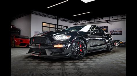 2019 Mustang Shelby Gt350r Only 4k Miles Flat Plane Crank 6 Speed