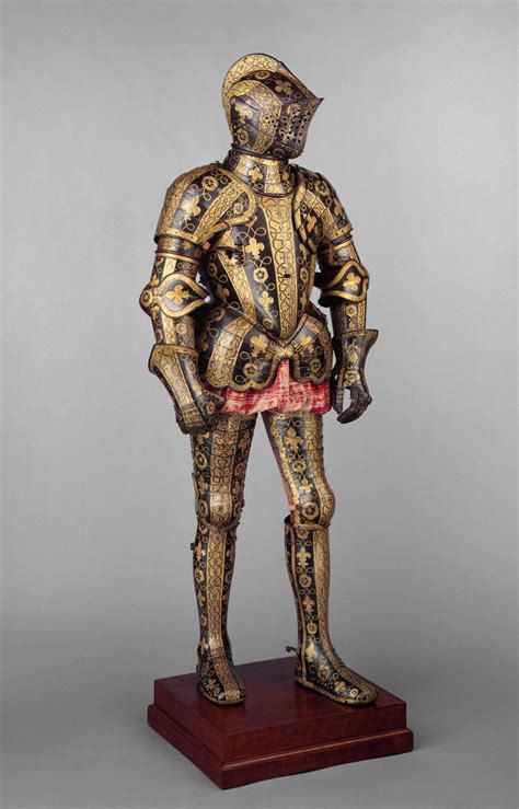 An Incredible Suit Of Plate Armor From The Renaissance Armor Of George Clifford C 1586 R Images