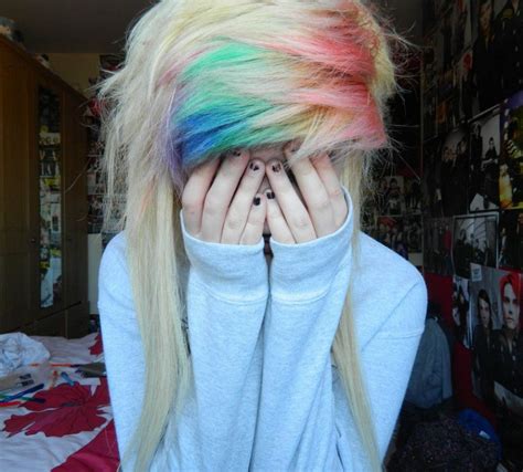 Scene Girl Fashion Tip Nº4 Add A Color To Your New Hairstyle