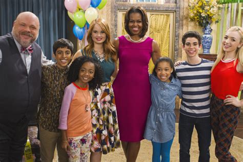 ‘jessie Guest Star Gallery See Pics Of Stefanie Scott Maia Mitchell Michelle Obama And More
