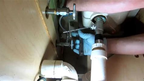 Plumbingbad Water Leak Under Bathroom Sink Youtube