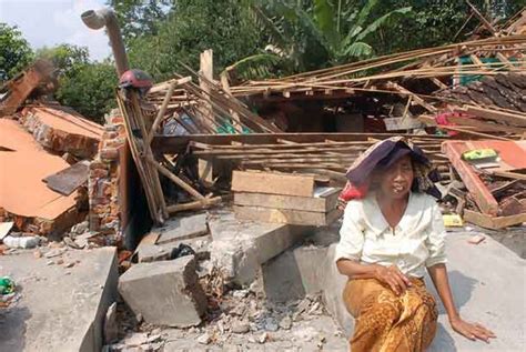 Gempa Bumi Jogja 2006 14 Tahun Tragedi Gempa Yogyakarta Berikut Fakta