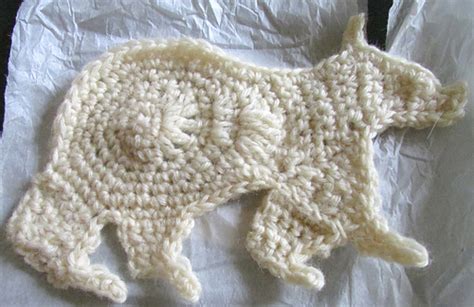 Black bear believes in infrastructure for a cleaner world. Ravelry: Black Bear Appliqué pattern by Akua Lezli Hope ...