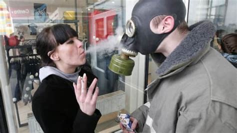 russia tries to kick habit with anti smoking law cbc news