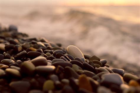Beach Stones Depth Of Field Macro Nature Wallpapers Hd Desktop And Mobile Backgrounds
