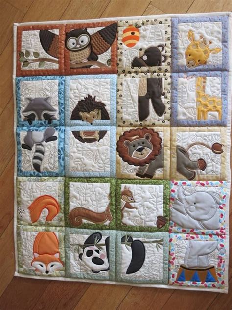 Animal Baby Quilt Quilting Projects Baby Quilts