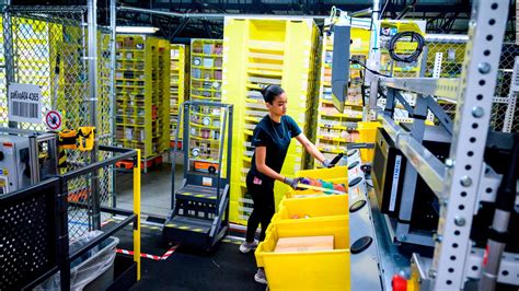 Amazon 500 Million Bonus Payout Globally While German Workers Strike