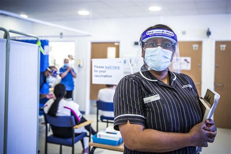Hospital Bbc2 Review A Sobering Look At An Nhs Struggling To Recover From The Pandemic