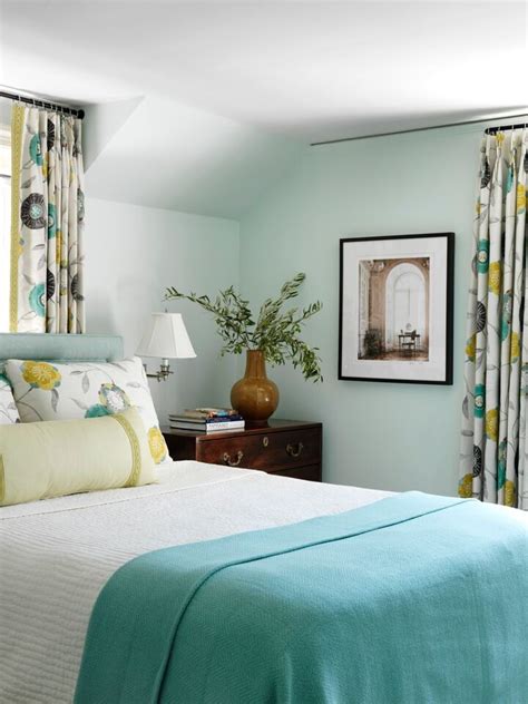 Center Hall Eclectic Bedroom New York By Kevin Isbell Interiors