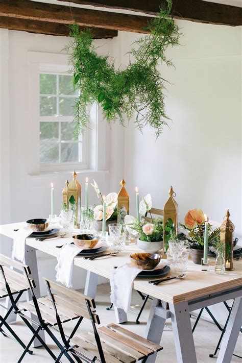 You need to figure out the logjams that are creating clutter and handle those with portable solutions, professional organizer lorie marrero says. Unique Wedding Table Decorations That You Can Totally DIY