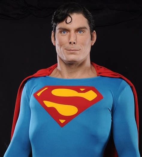 Insanely Realistic Christopher Reeve Sculpture Astounds