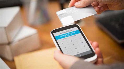 Card machines allow businesses to take card payments from customers, meaning shoppers can pay the way they want to. Are Mobile Credit Card Readers a Good Choice for Small Businesses? - State Farm®