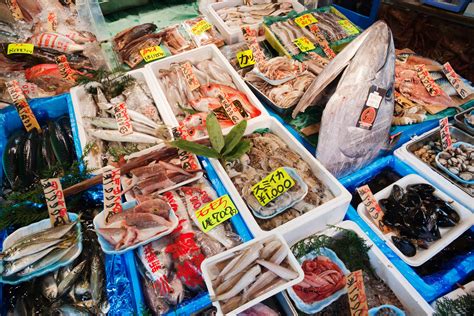 Pike Place Market Tsukiji Fish Market And 5 More Fish Markets Worth